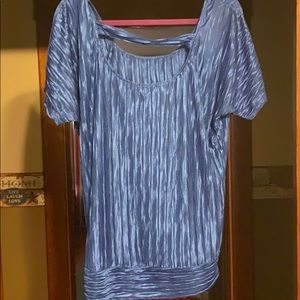 Women’s Maurice size o top